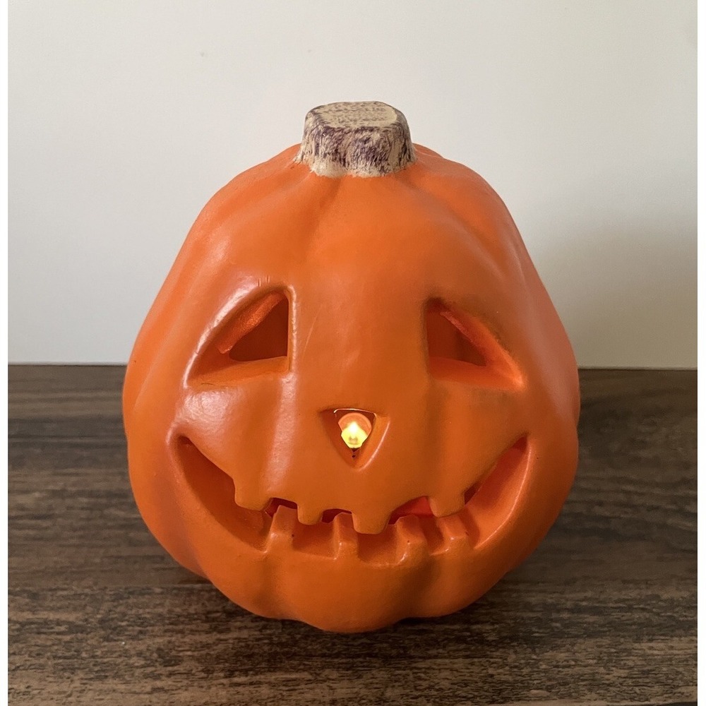 Vintage 5.5" Blow Mold Light Up Jack O' Lantern Pumpkin Battery Operated 1998
